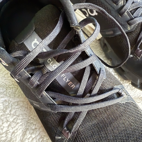 On Cloud CloudFlyer Sneakers, W8 - Picture 5 of 9